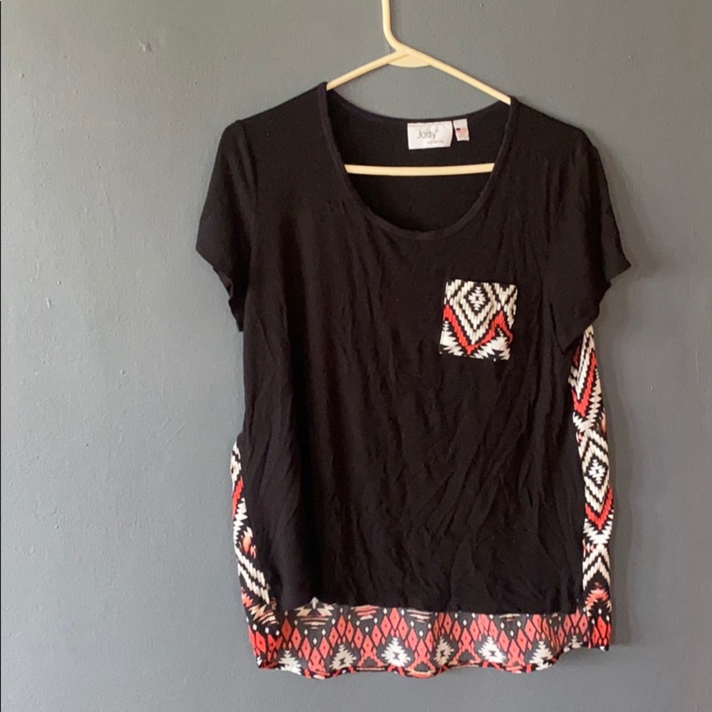 Black/white/pink blouse